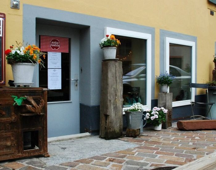 hostel-tabakhuesli hostel-tabakhuesli